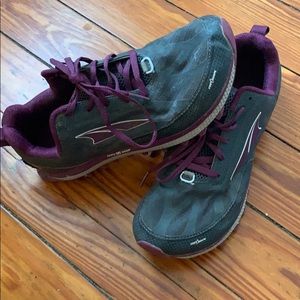 Altria Trail running shoe